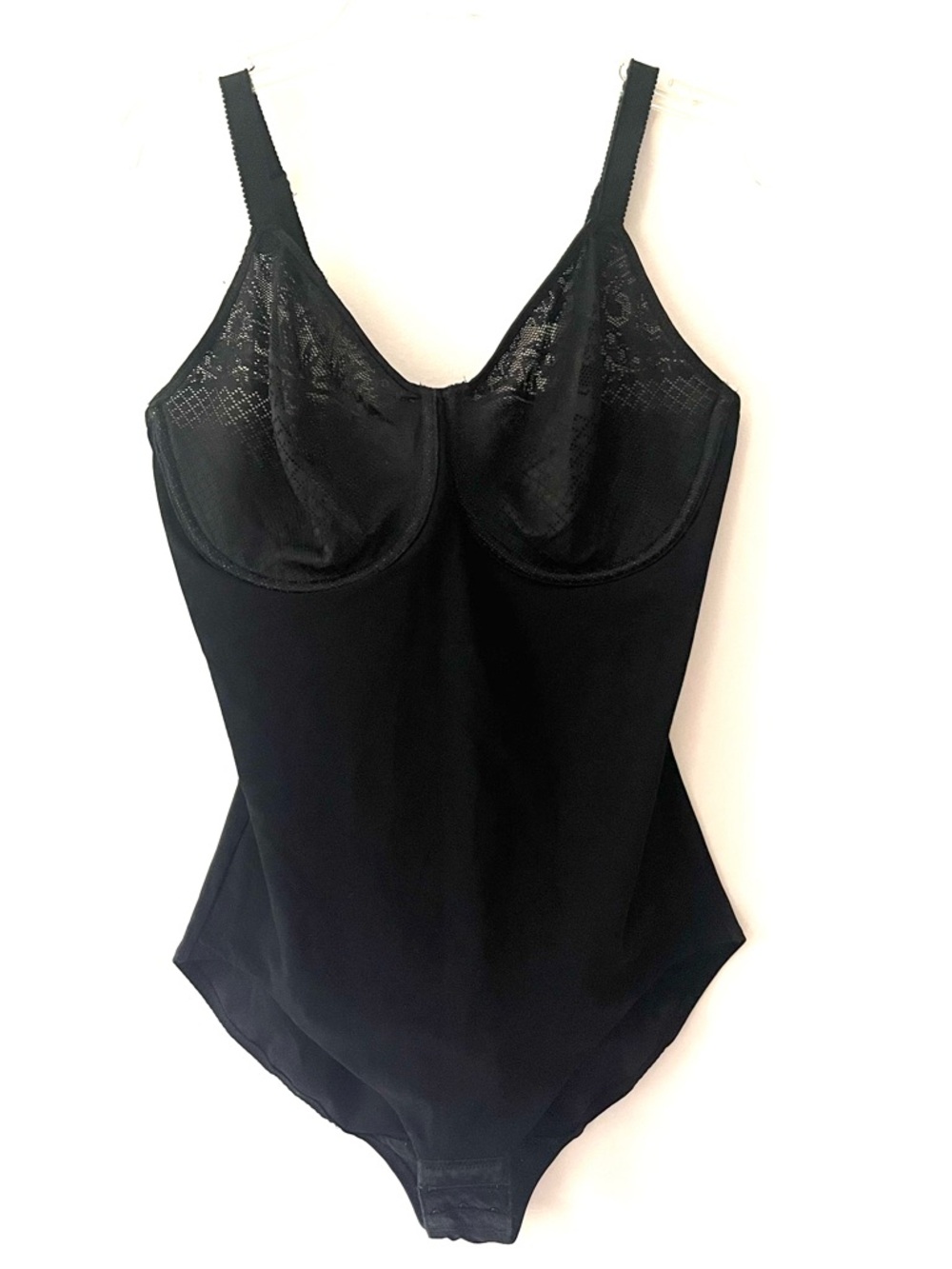 Wacoal Bodysuit Shapewear Black 38D Underwire Cups Adjustable